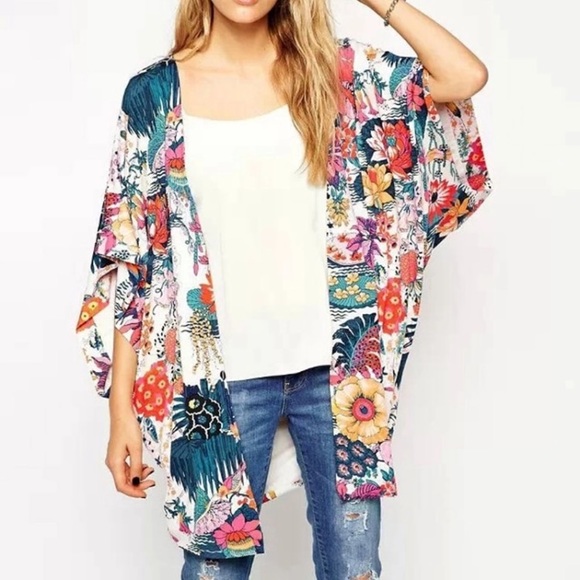 RESTOCKING! 5⭐️Fave!Passionflower Tropical Kimono - Picture 2 of 8